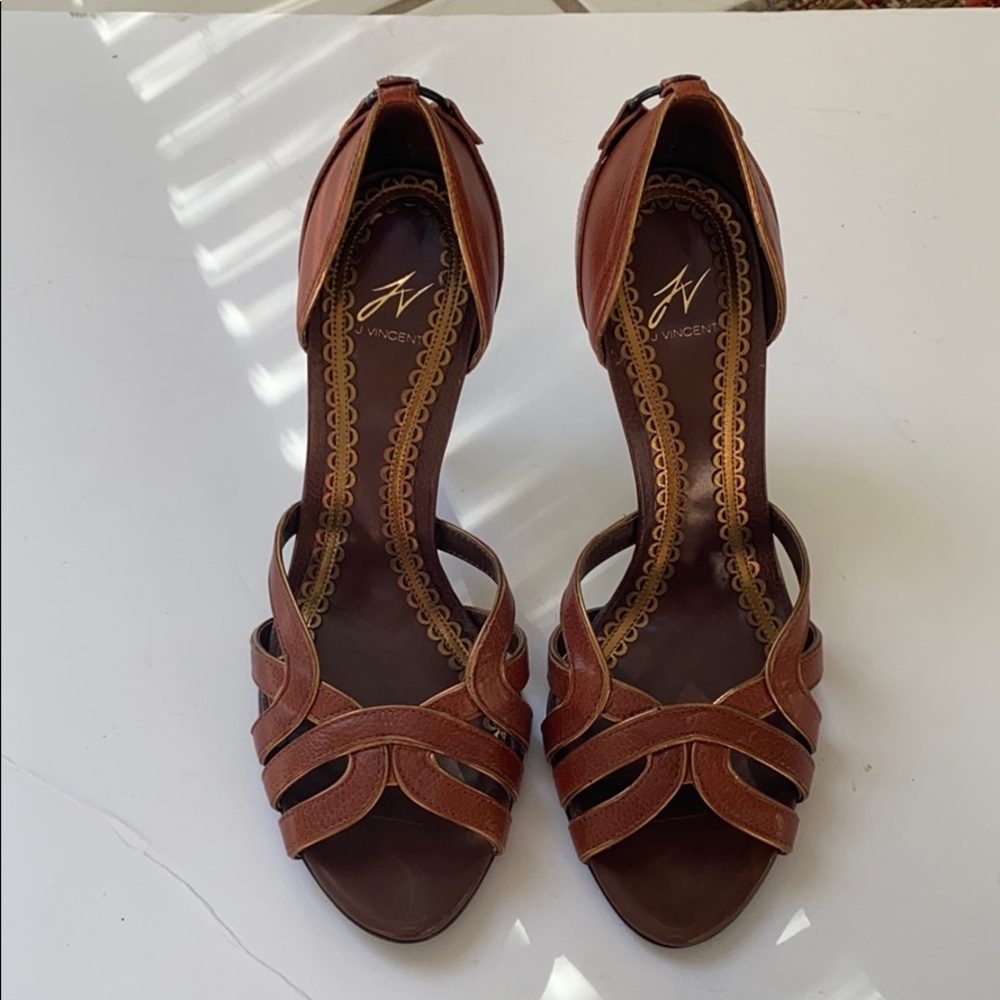 J Vincent heels
